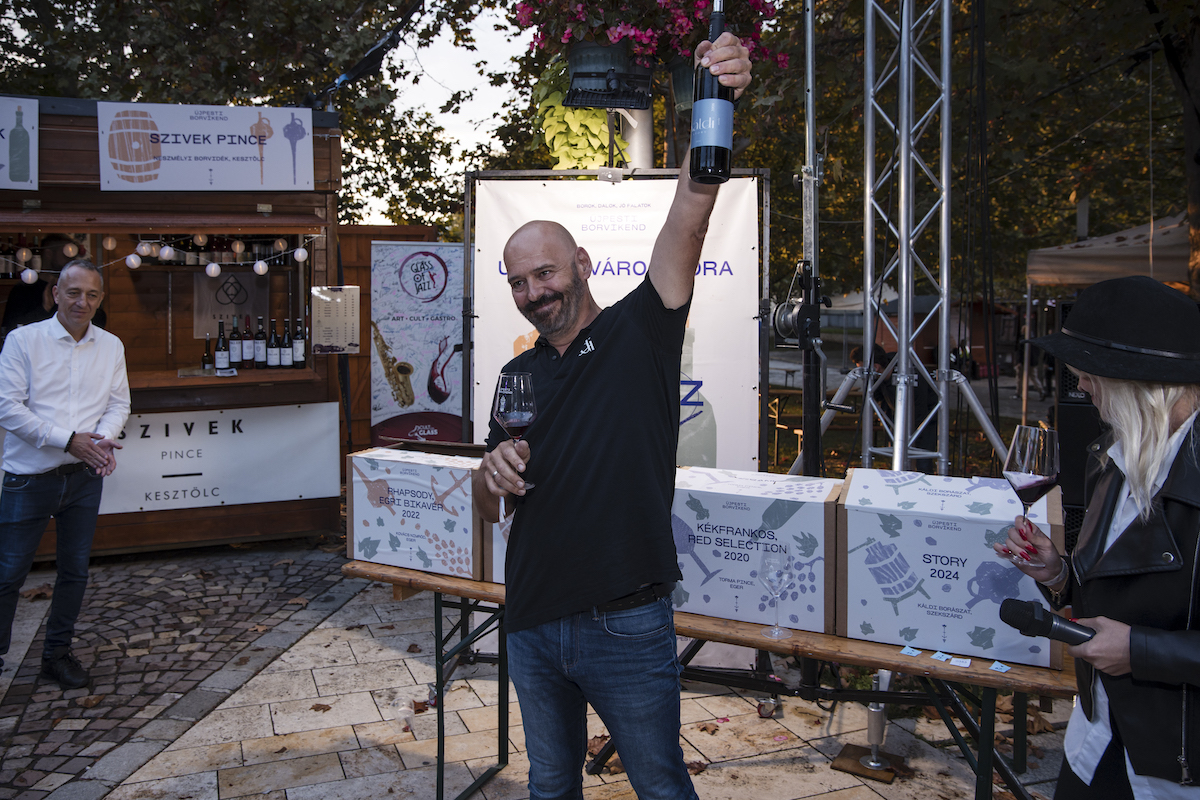 Read more about the article Újpest City Wine 2026 – “Story” 2022 Voted Audience Favorite